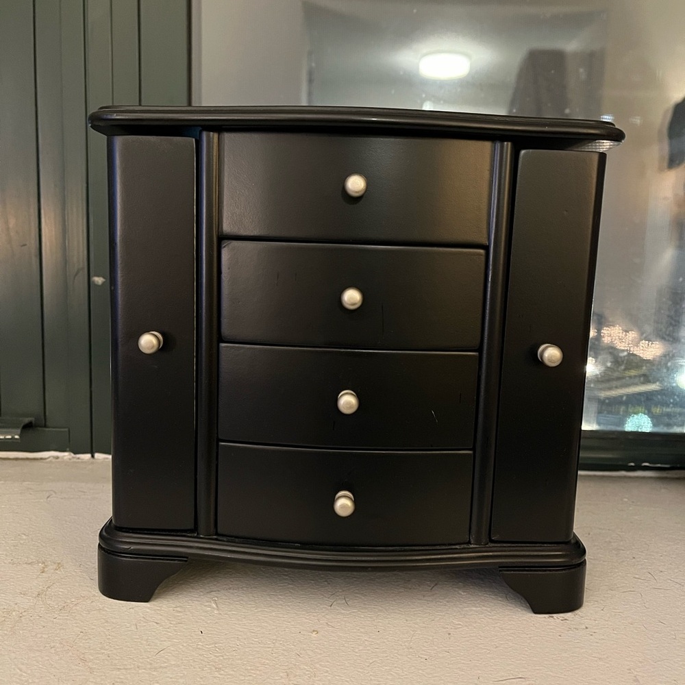 Black Wood Jewelry Box